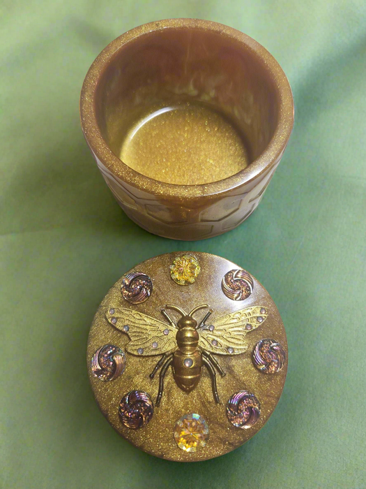 A Gold Bee & Crystal Jewelry Box