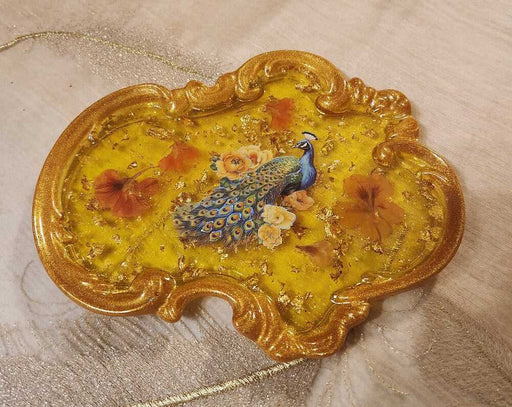 Unique Scalloped Resin Jewelry/Trinket Trays in 2 Colors - MyTreasureShopBySue
